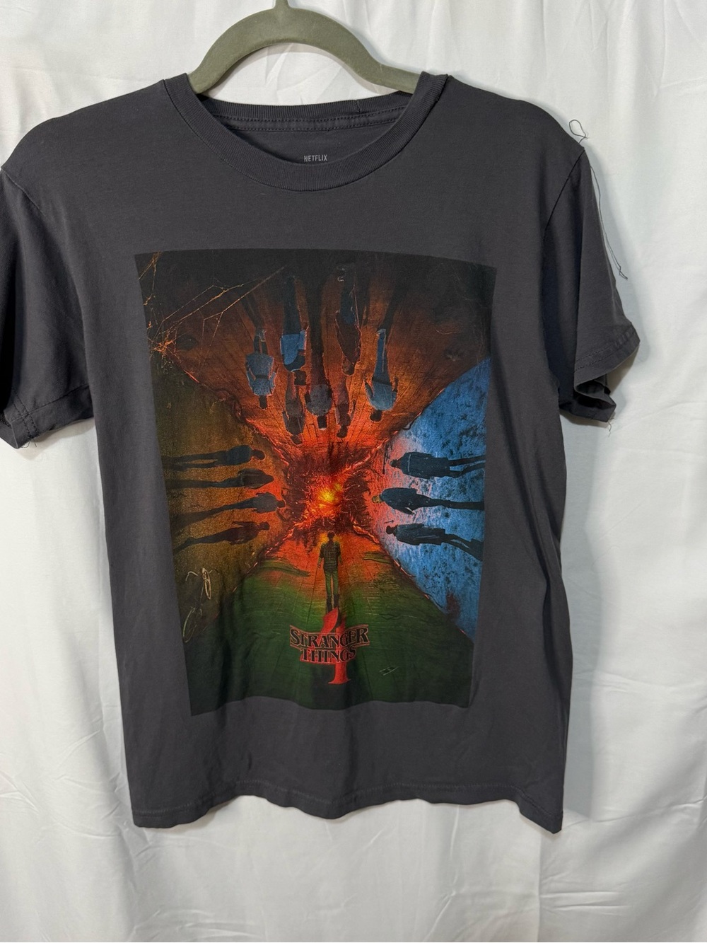 Netflix Stranger Things Men’s Graphic Tee - Charcoal